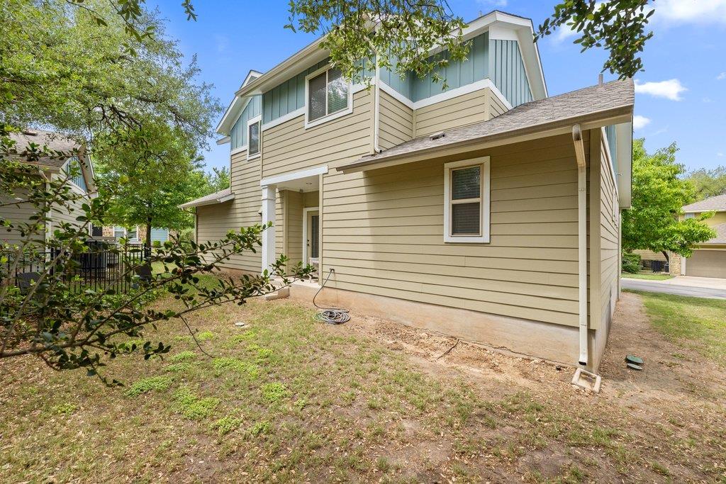 10903 Rock Island DR