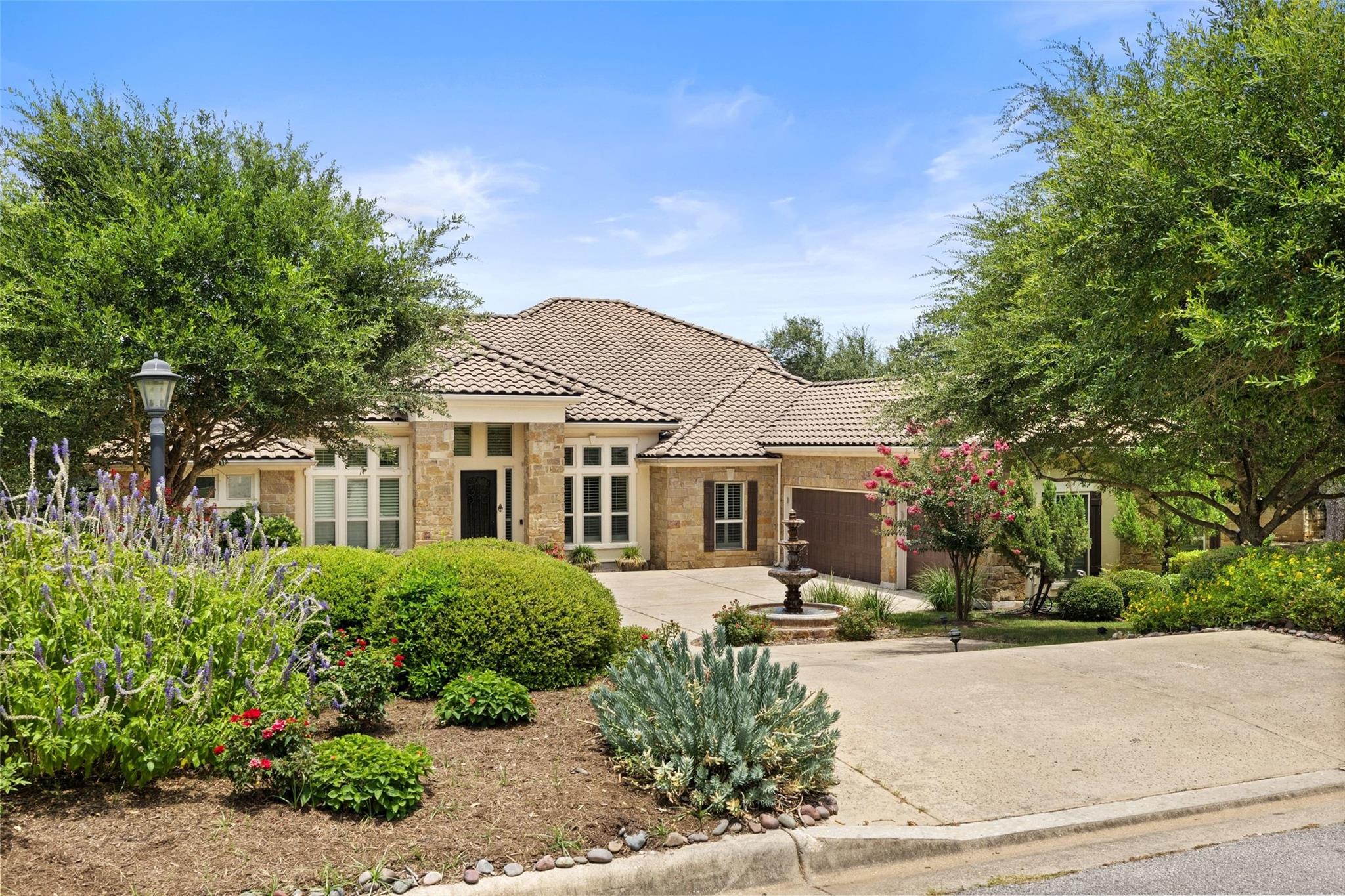 407 Bella Montagna CIR