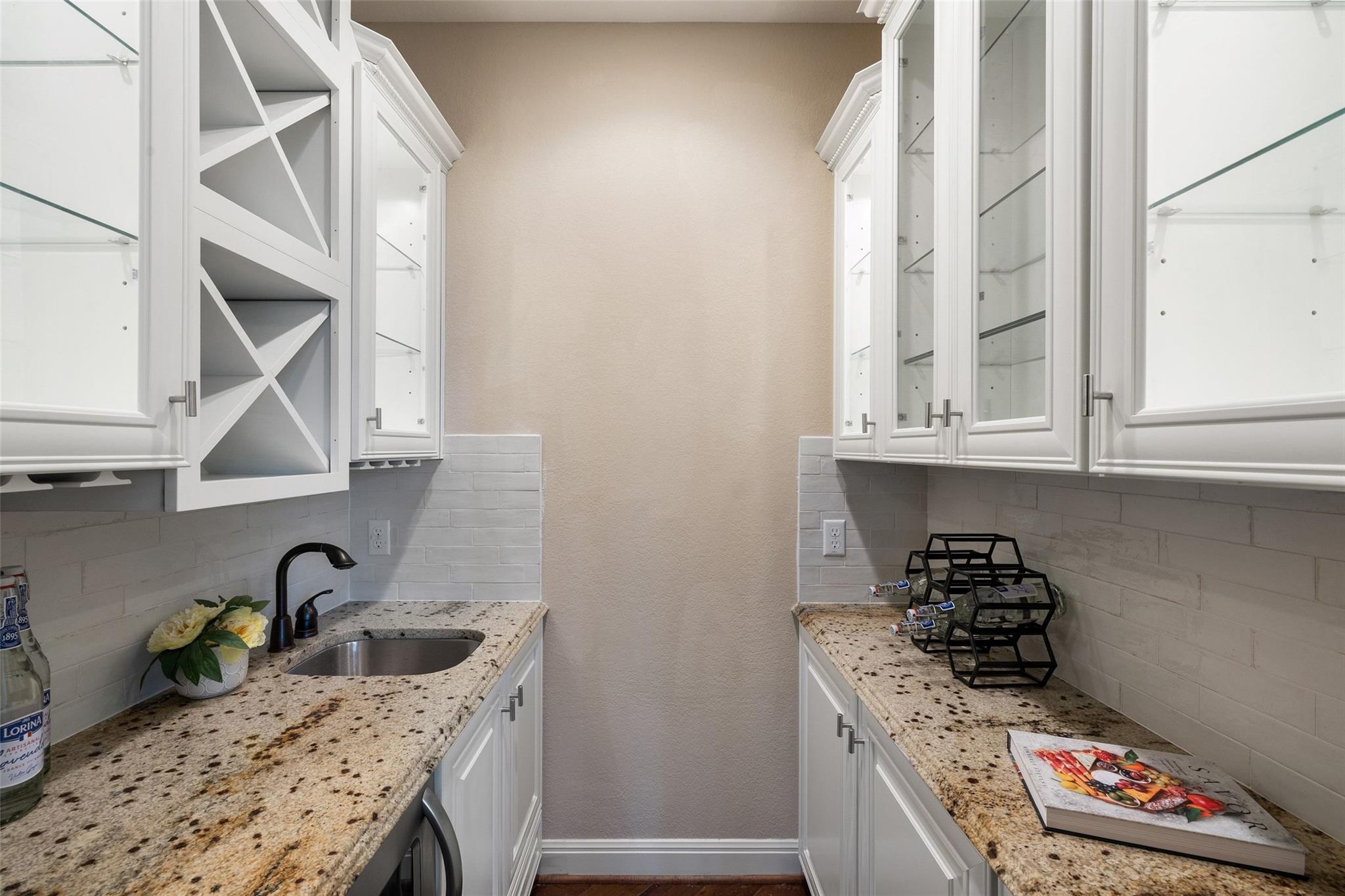 407 Bella Montagna CIR