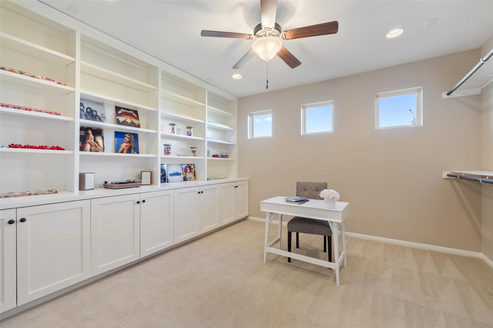 407 Bella Montagna CIR