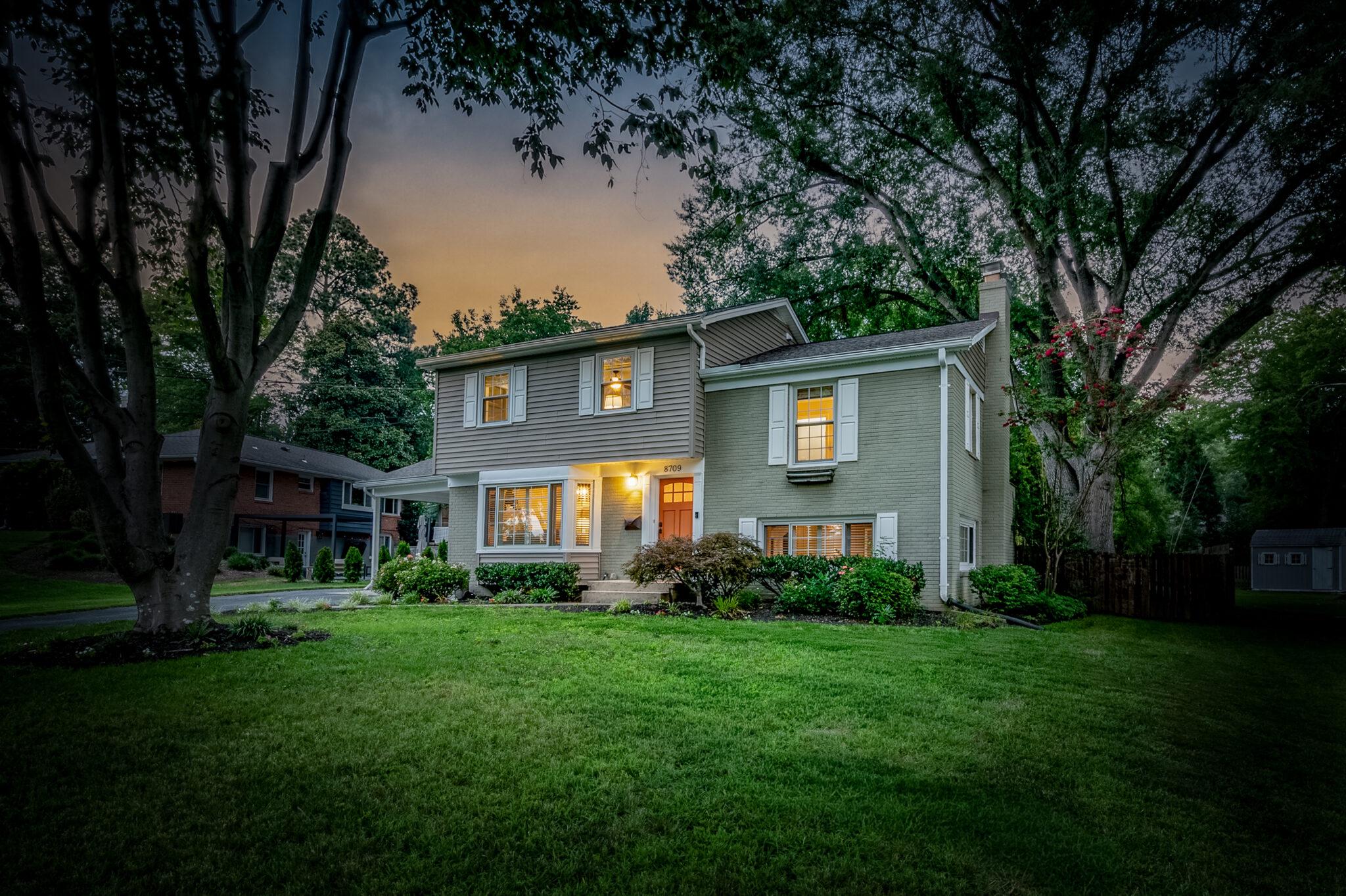 8709 WATERFORD ROAD