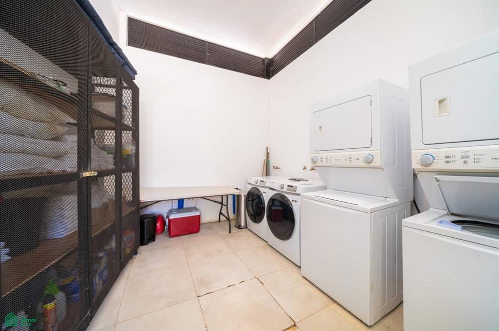 Calle Pots and Bowls , Playa Grande, Guanacaste