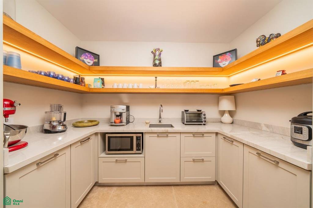 Calle Pots and Bowls , Playa Grande, Guanacaste