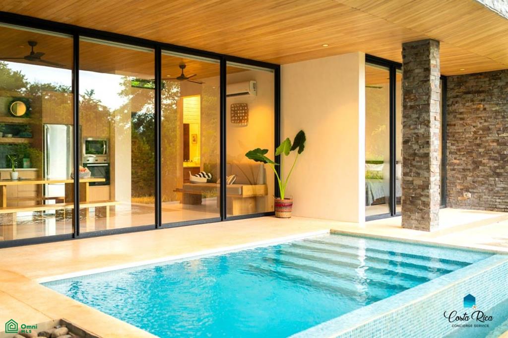 Calle Pots and Bowls , Playa Grande, Guanacaste