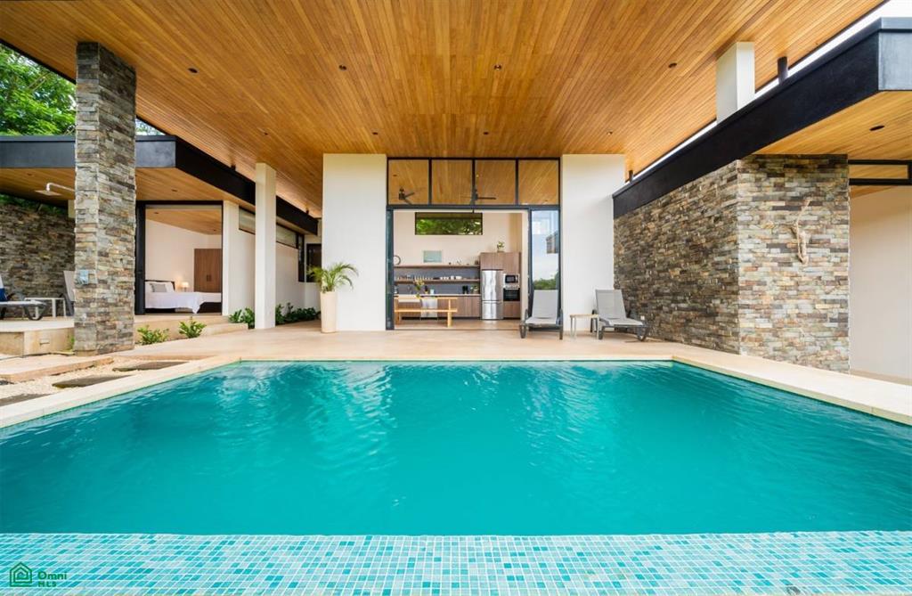 Calle Pots and Bowls , Playa Grande, Guanacaste