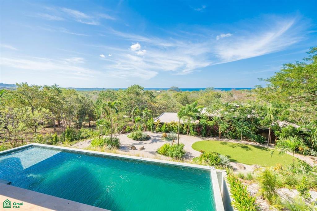 Calle Pots and Bowls , Playa Grande, Guanacaste
