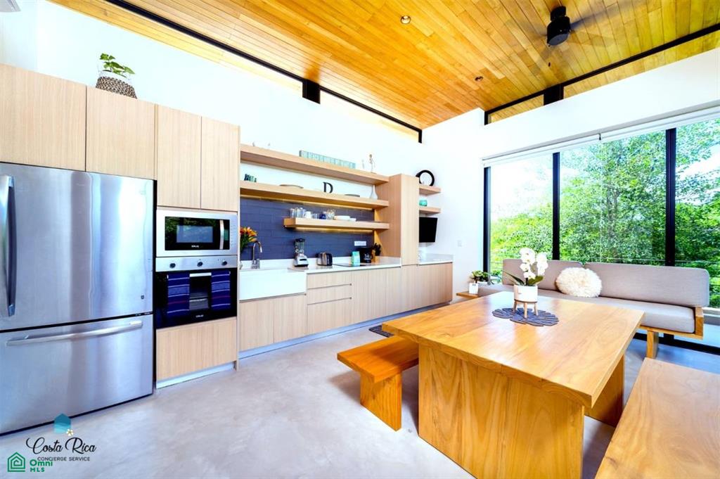 Calle Pots and Bowls , Playa Grande, Guanacaste