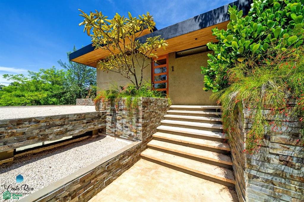 Calle Pots and Bowls , Playa Grande, Guanacaste