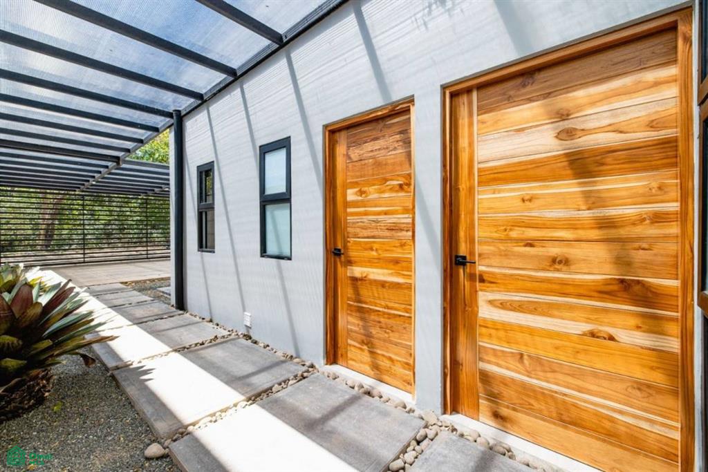 Casa AmberJack – Modern Elegance & Income Opportunity in Surfside, Potrero Lot 10, Cabo Velas, Guanacaste