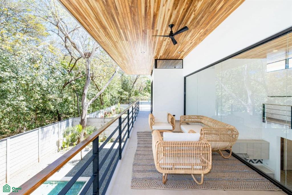 Casa AmberJack – Modern Elegance & Income Opportunity in Surfside, Potrero Lot 10, Cabo Velas, Guanacaste