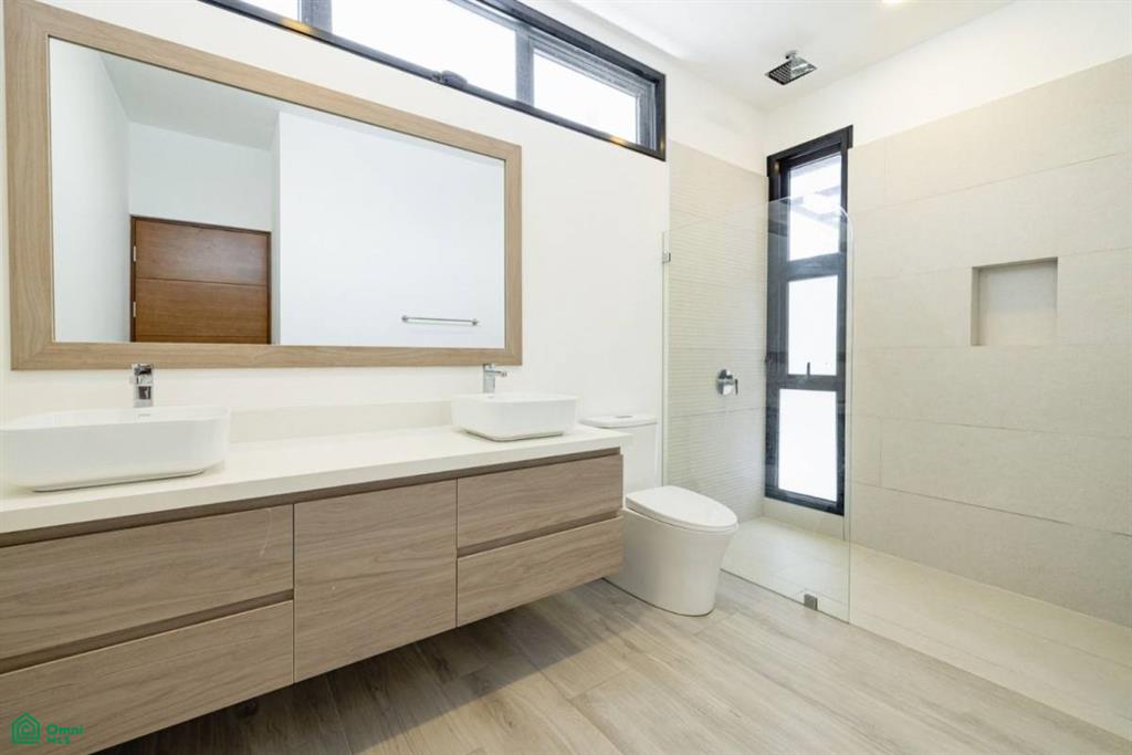 Casa AmberJack – Modern Elegance & Income Opportunity in Surfside, Potrero Lot 10, Cabo Velas, Guanacaste