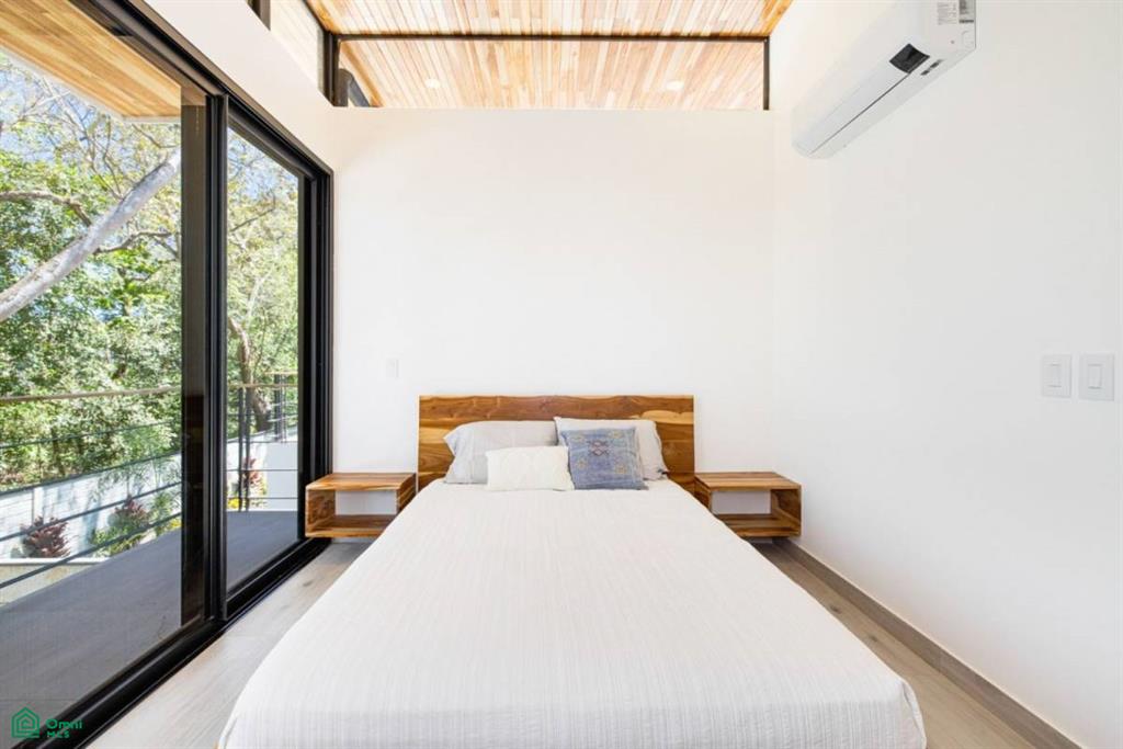 Casa AmberJack – Modern Elegance & Income Opportunity in Surfside, Potrero Lot 10, Cabo Velas, Guanacaste