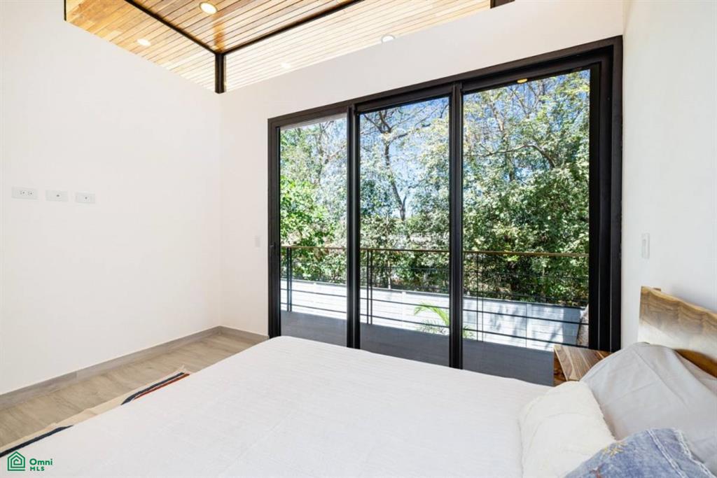 Casa AmberJack – Modern Elegance & Income Opportunity in Surfside, Potrero Lot 10, Cabo Velas, Guanacaste