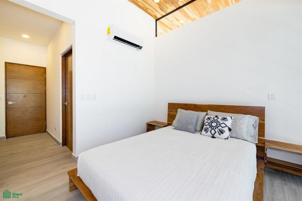 Casa AmberJack – Modern Elegance & Income Opportunity in Surfside, Potrero Lot 10, Cabo Velas, Guanacaste