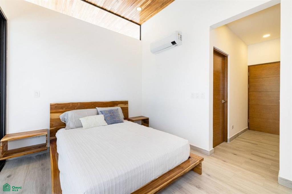 Casa AmberJack – Modern Elegance & Income Opportunity in Surfside, Potrero Lot 10, Cabo Velas, Guanacaste