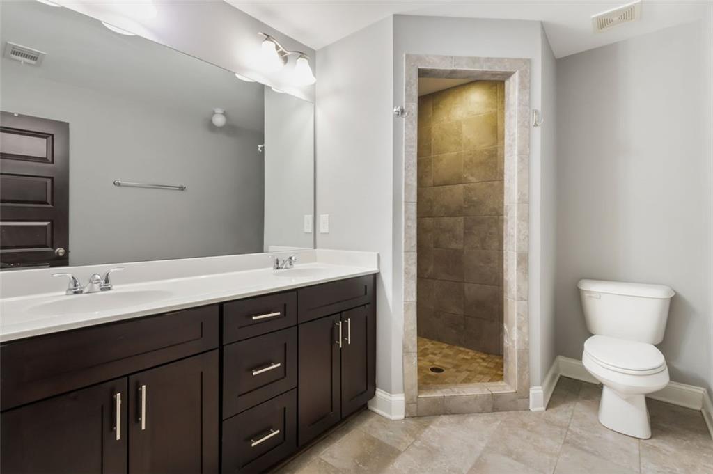 1365 Memorial Drive SE Unit 12