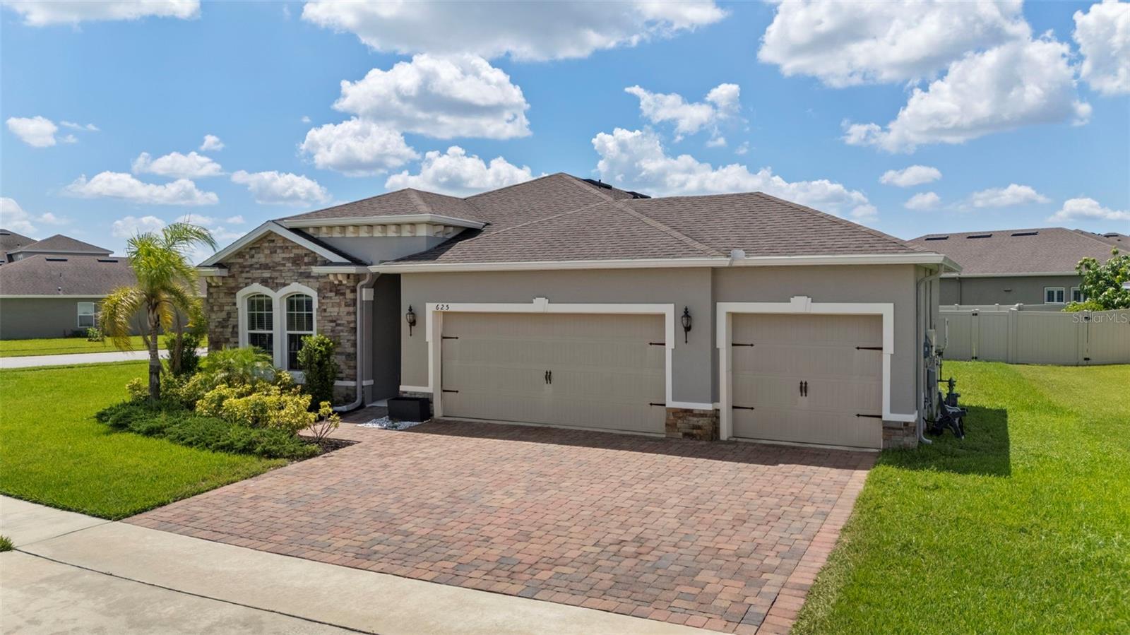 625 MISTY MAPLE ST ST