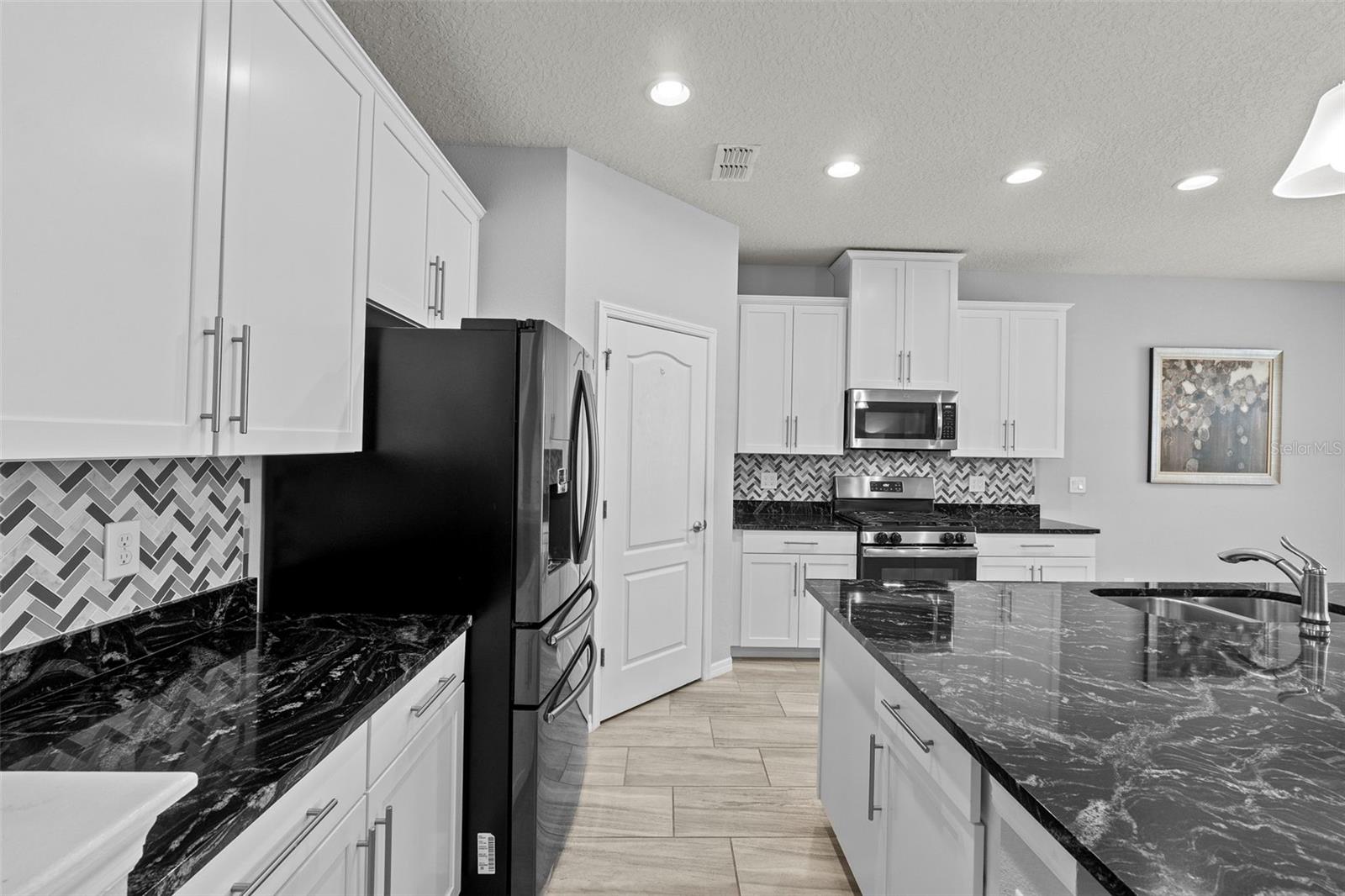 625 MISTY MAPLE ST ST