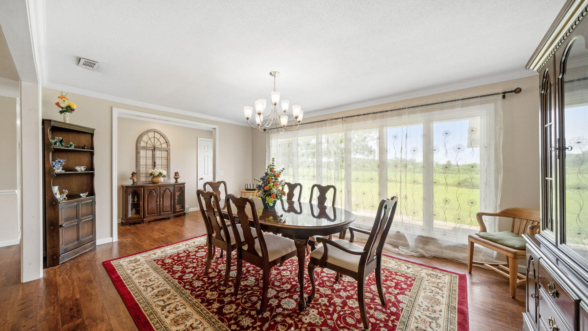 1310 Carlis Lane