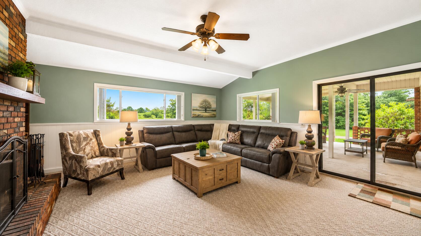 1310 Carlis Lane