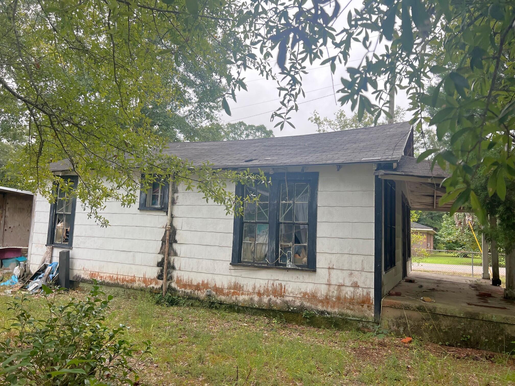 135 & 147 Florence Street, DeFuniak Springs