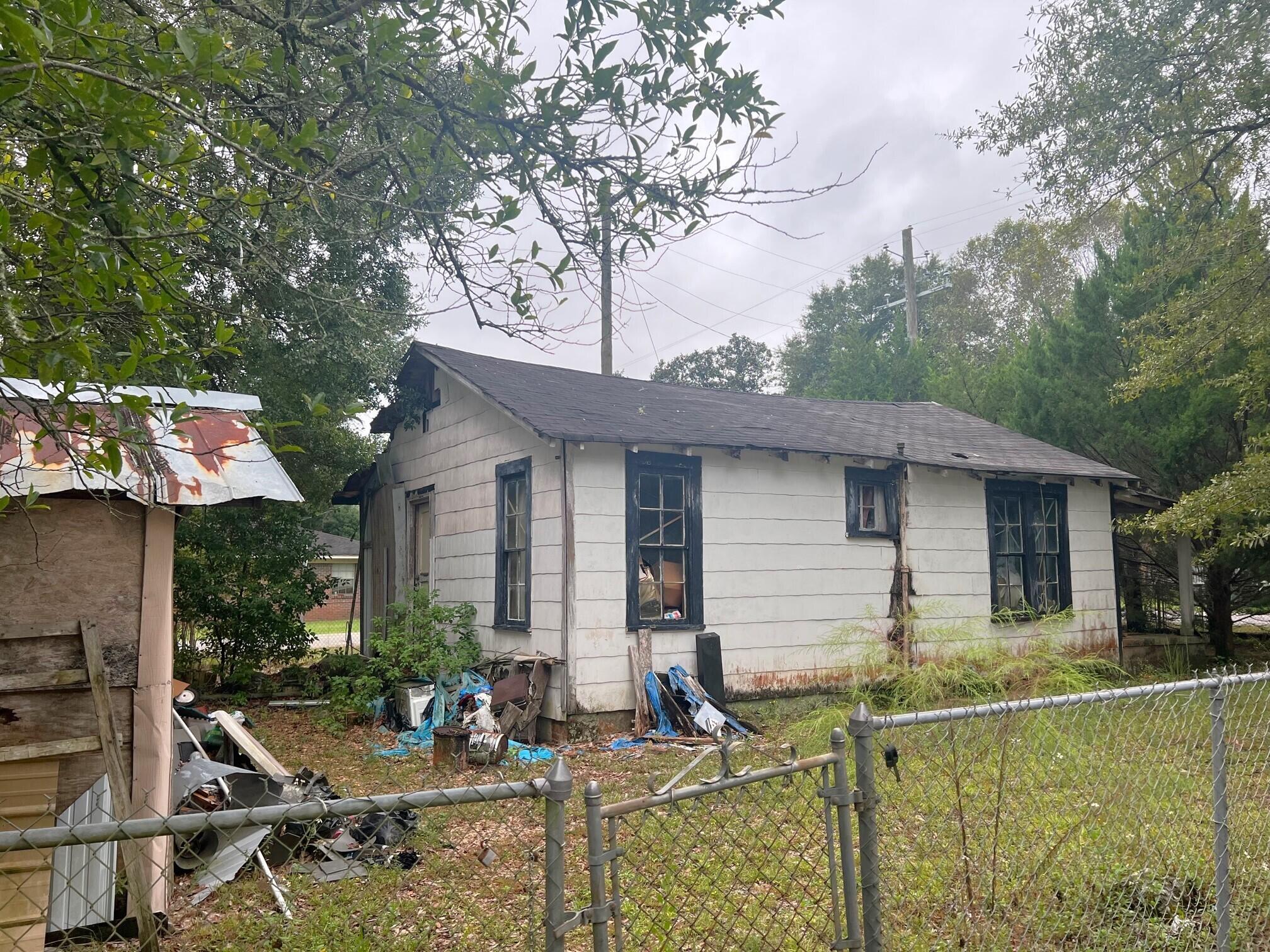 135 & 147 Florence Street, DeFuniak Springs