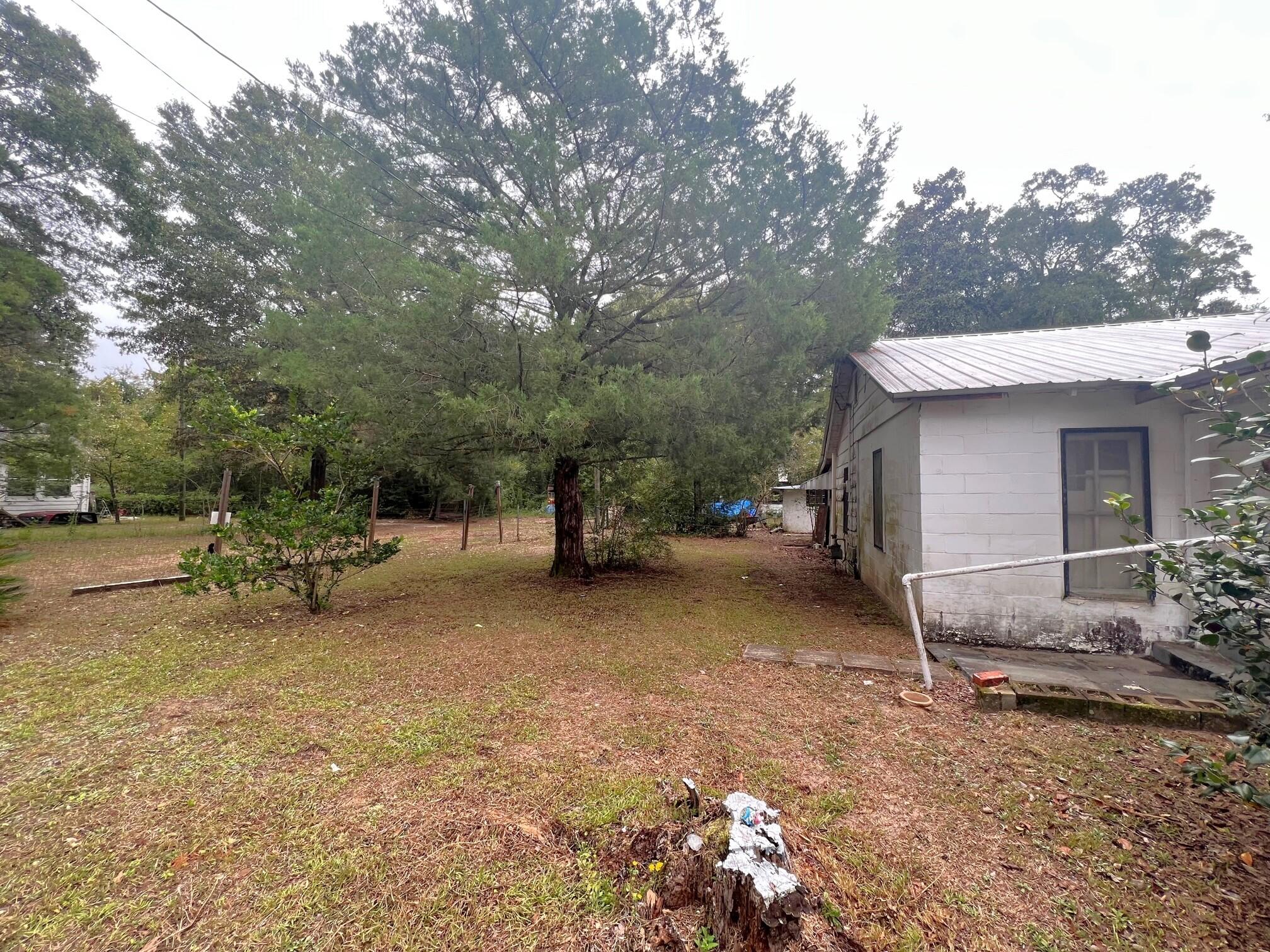 135 & 147 Florence Street, DeFuniak Springs