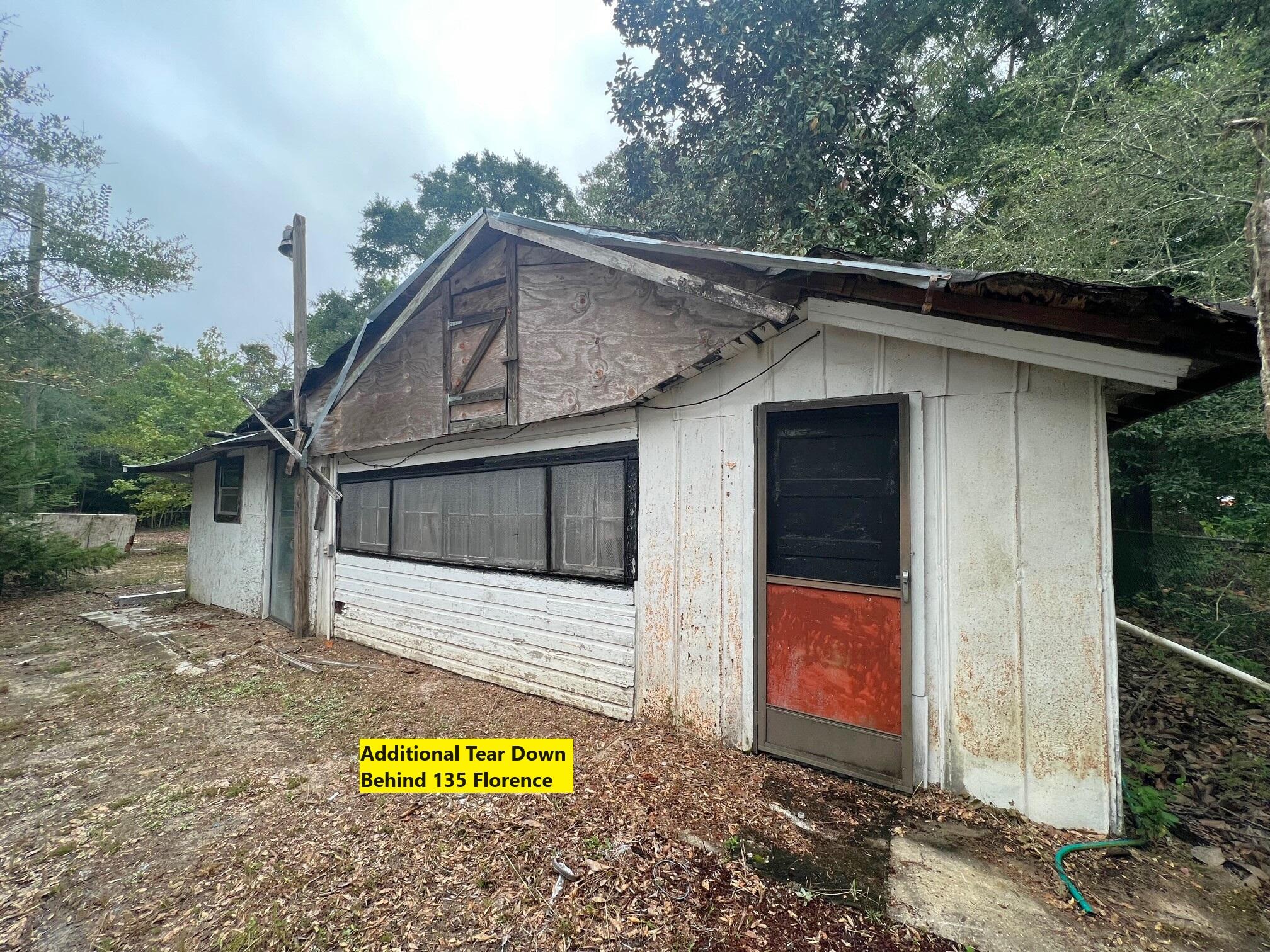 135 & 147 Florence Street, DeFuniak Springs