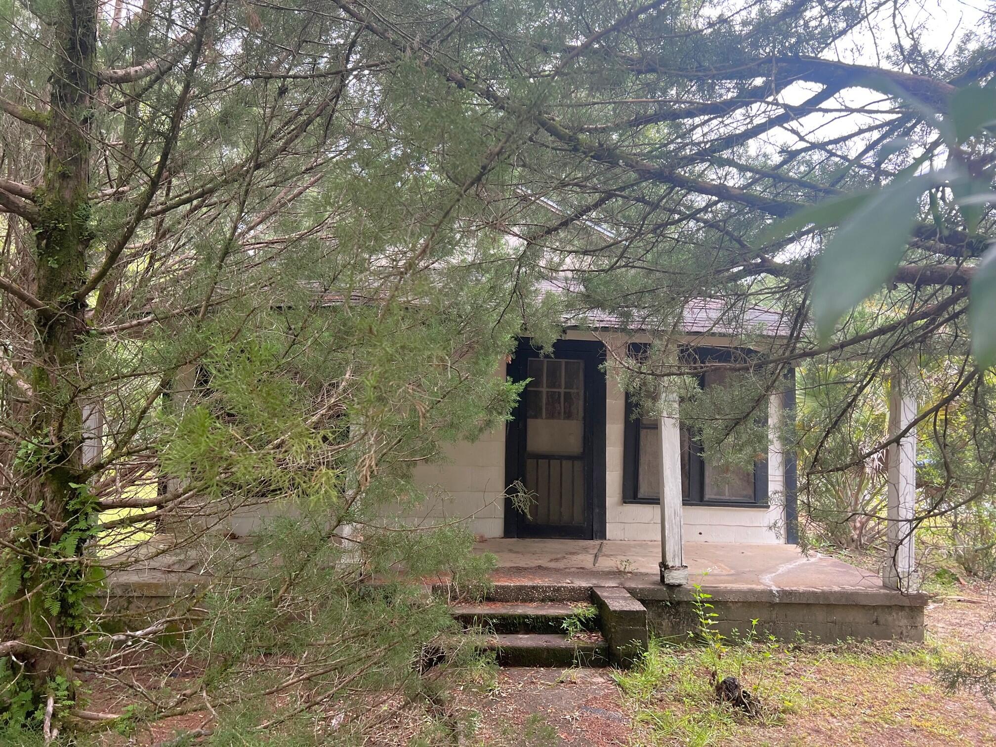 135 & 147 Florence Street, DeFuniak Springs