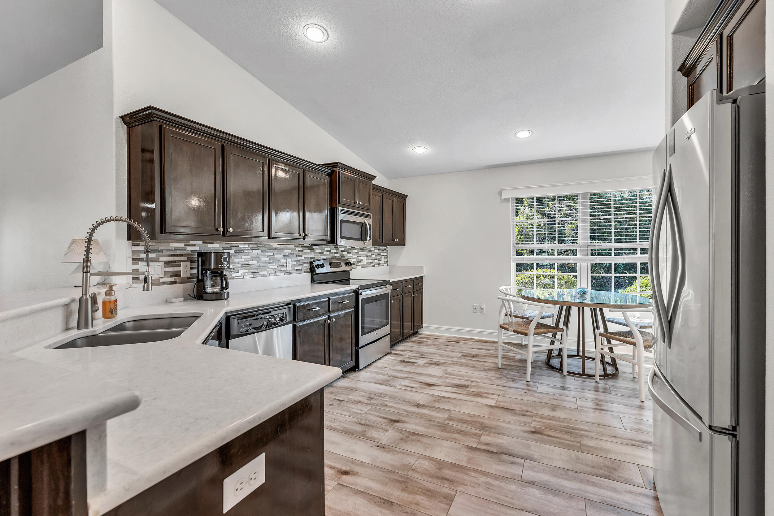 1954 W Hewett Road
