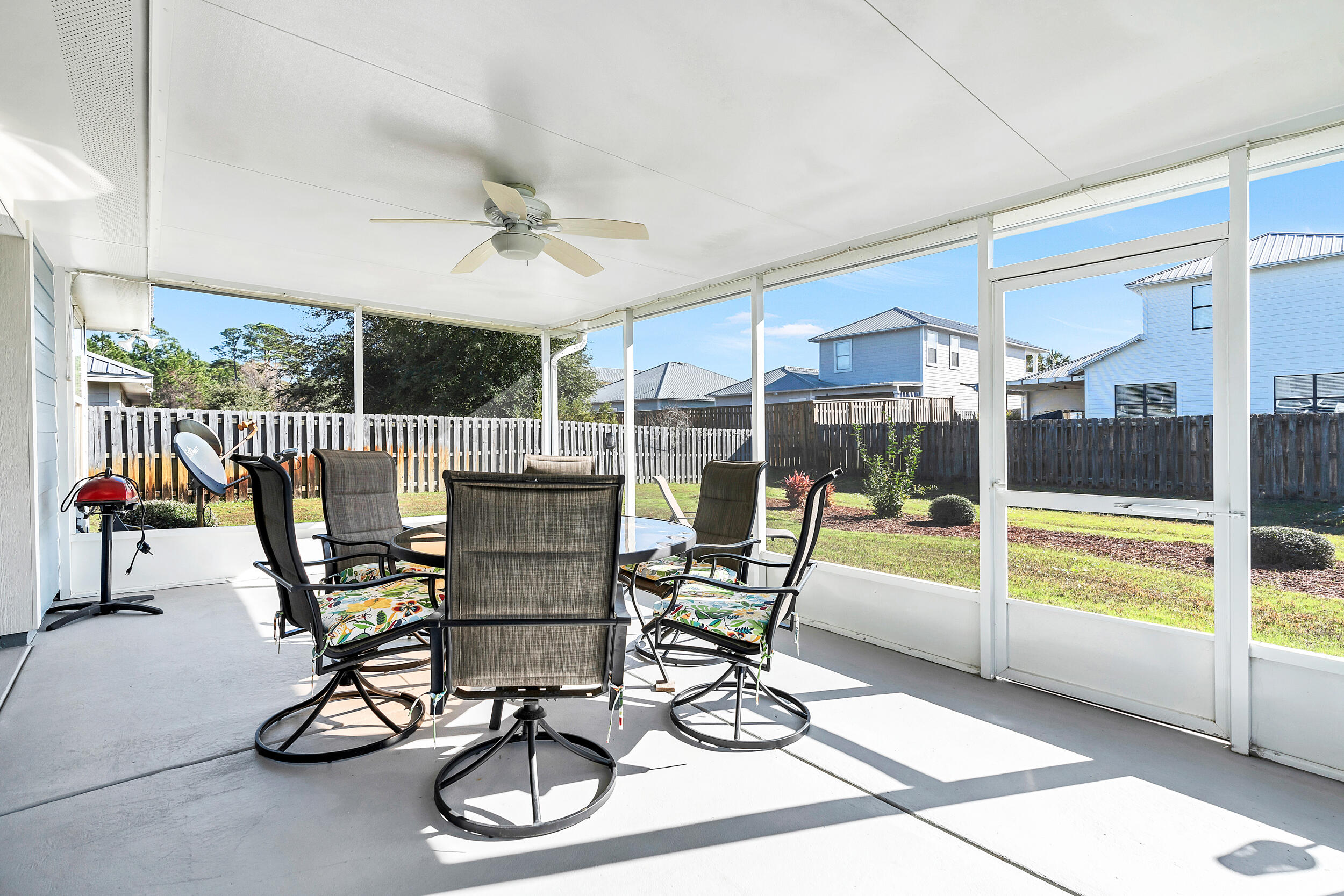 1954 W Hewett Road