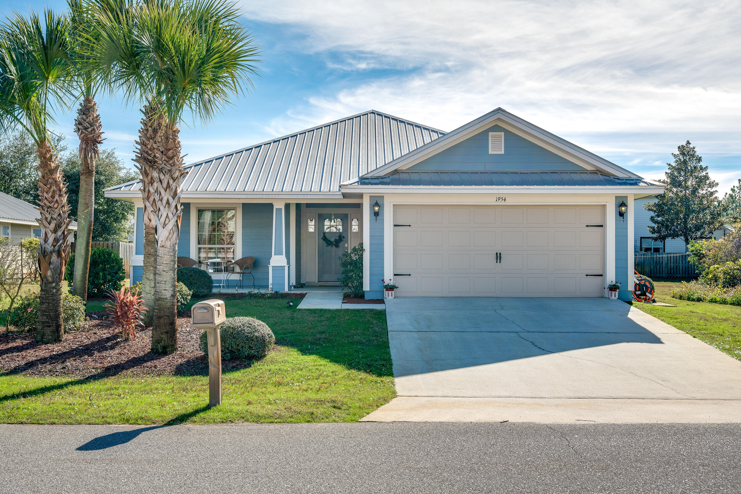 1954 W Hewett Road