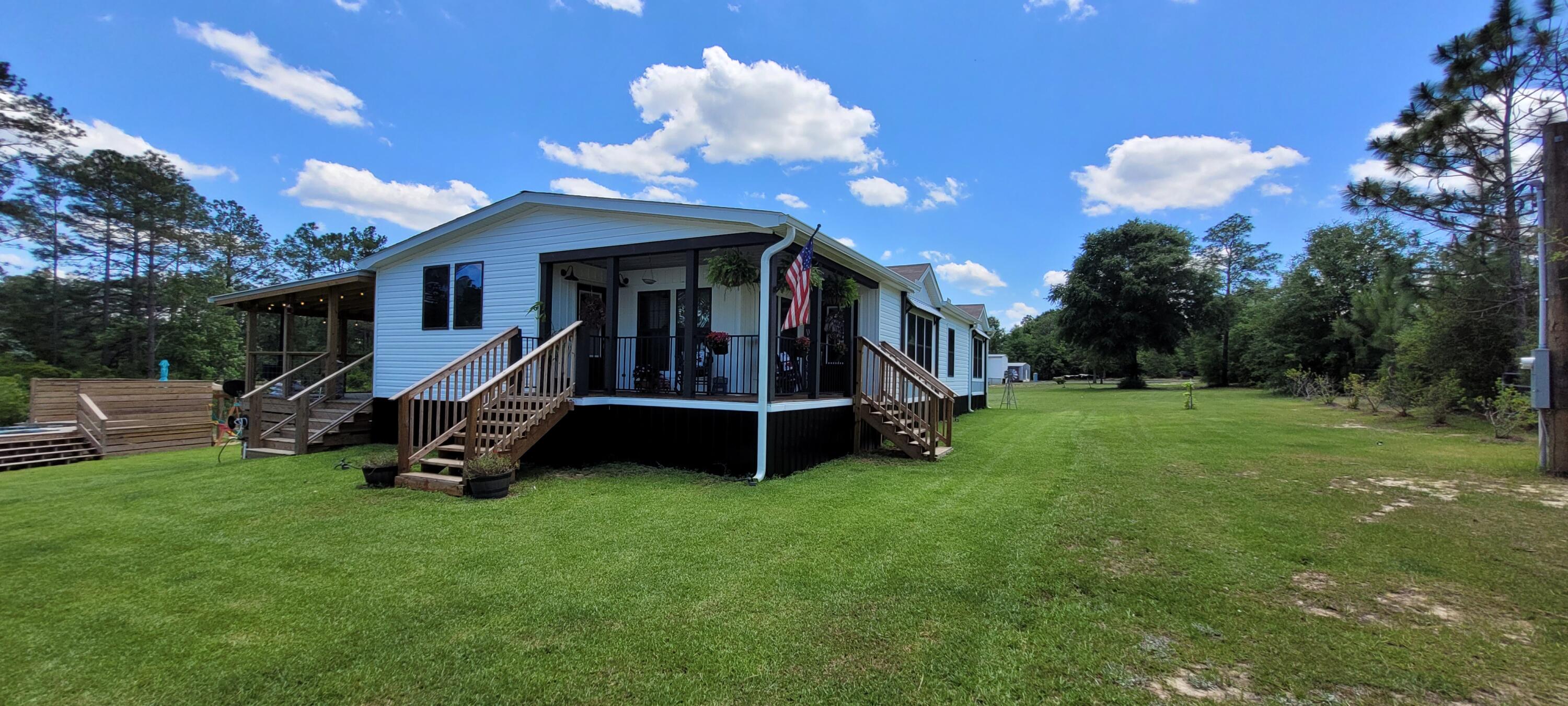 5248 Coy Burgess Loop, DeFuniak Springs