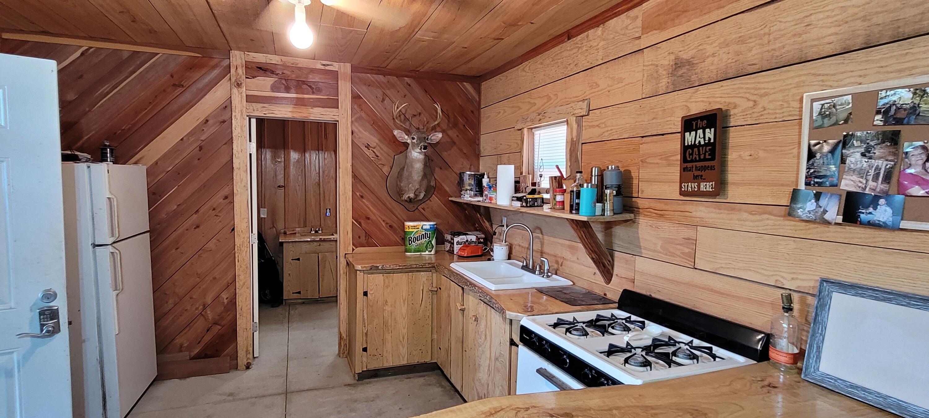 5248 Coy Burgess Loop, DeFuniak Springs