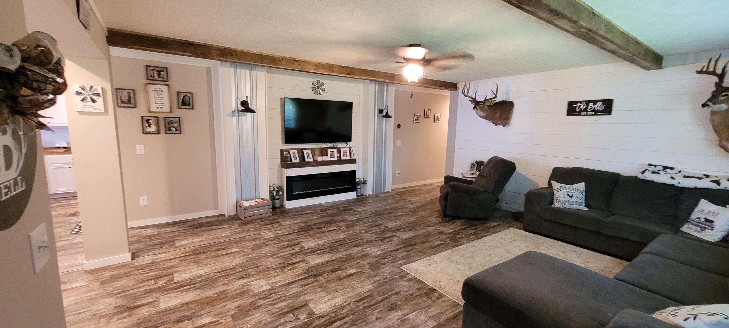 5248 Coy Burgess Loop, DeFuniak Springs