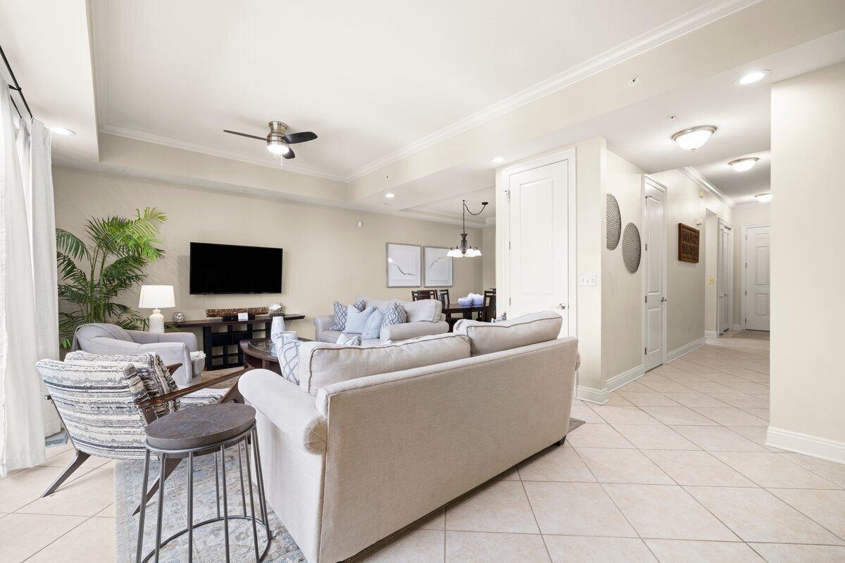 4368 W County Highway 30A, UNIT 307