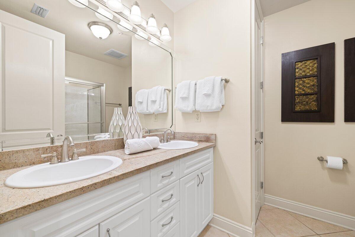 4368 W County Highway 30A, UNIT 307