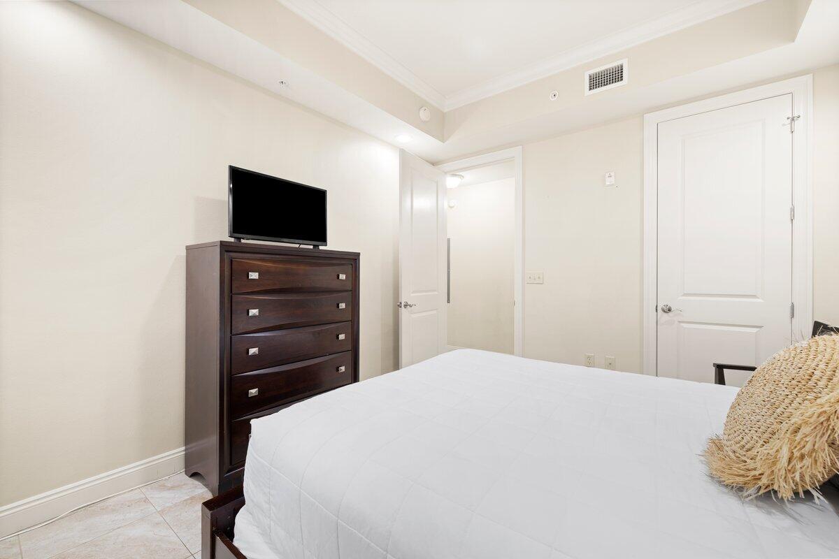 4368 W County Highway 30A, UNIT 307