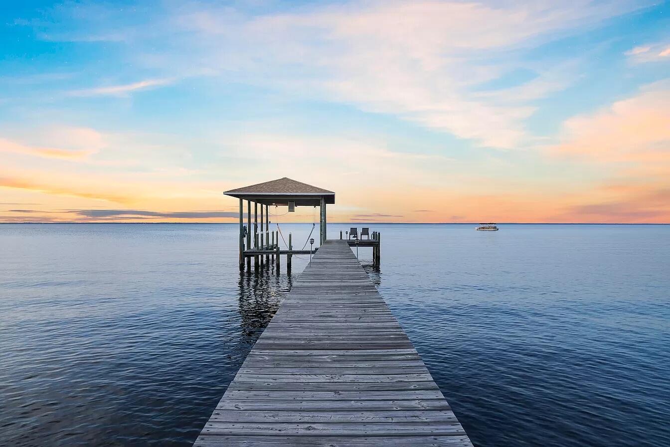31 Bayshore Drive