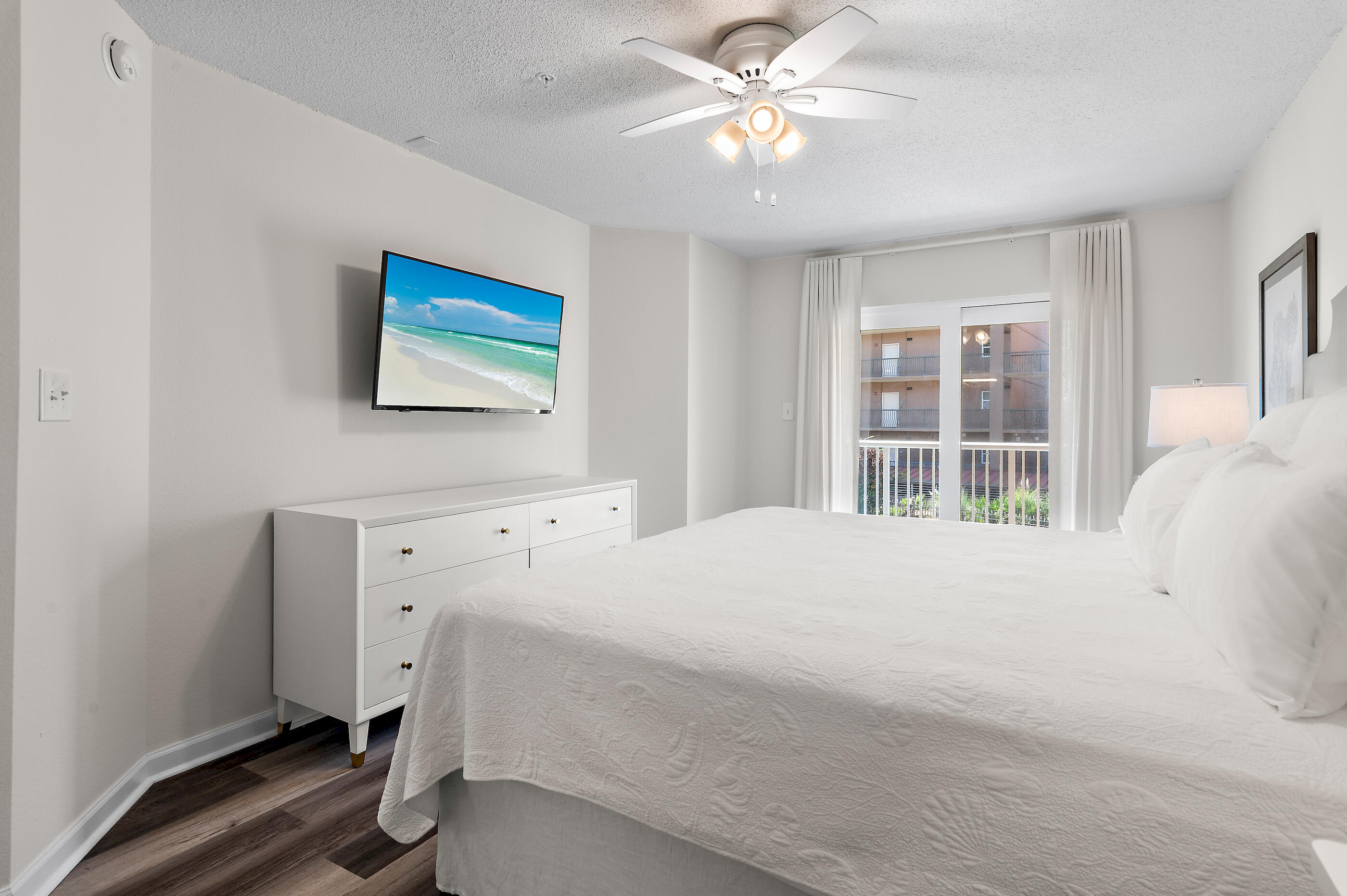 2076 Scenic Gulf Drive 2009