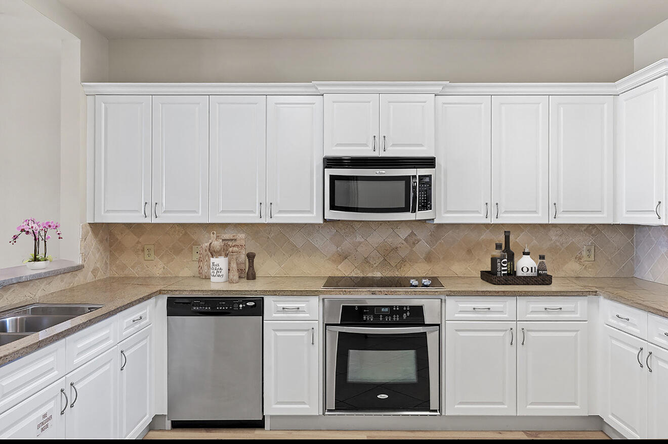 4368 W County Highway 30A UNIT 307