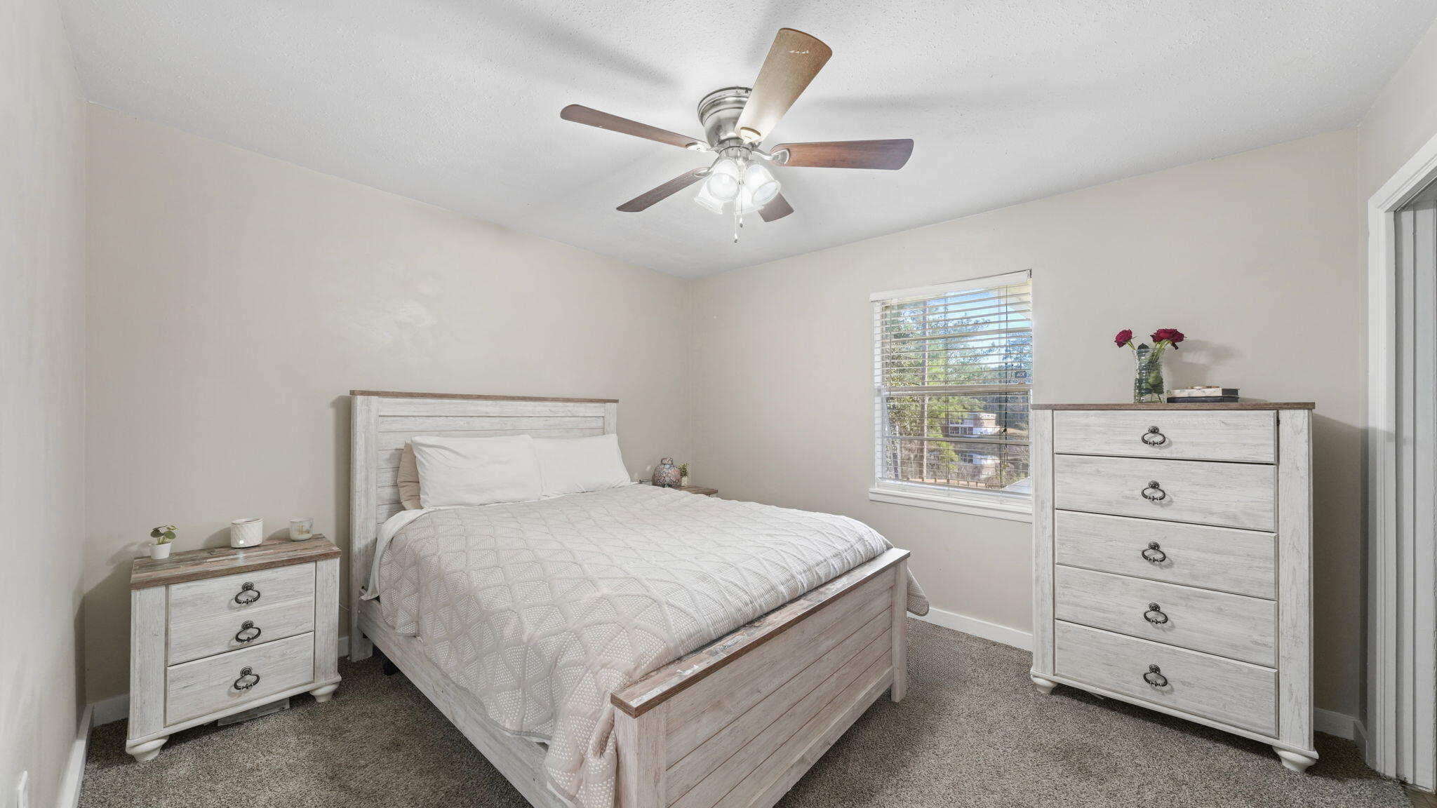 149 Pine Hill Drive, DeFuniak Springs