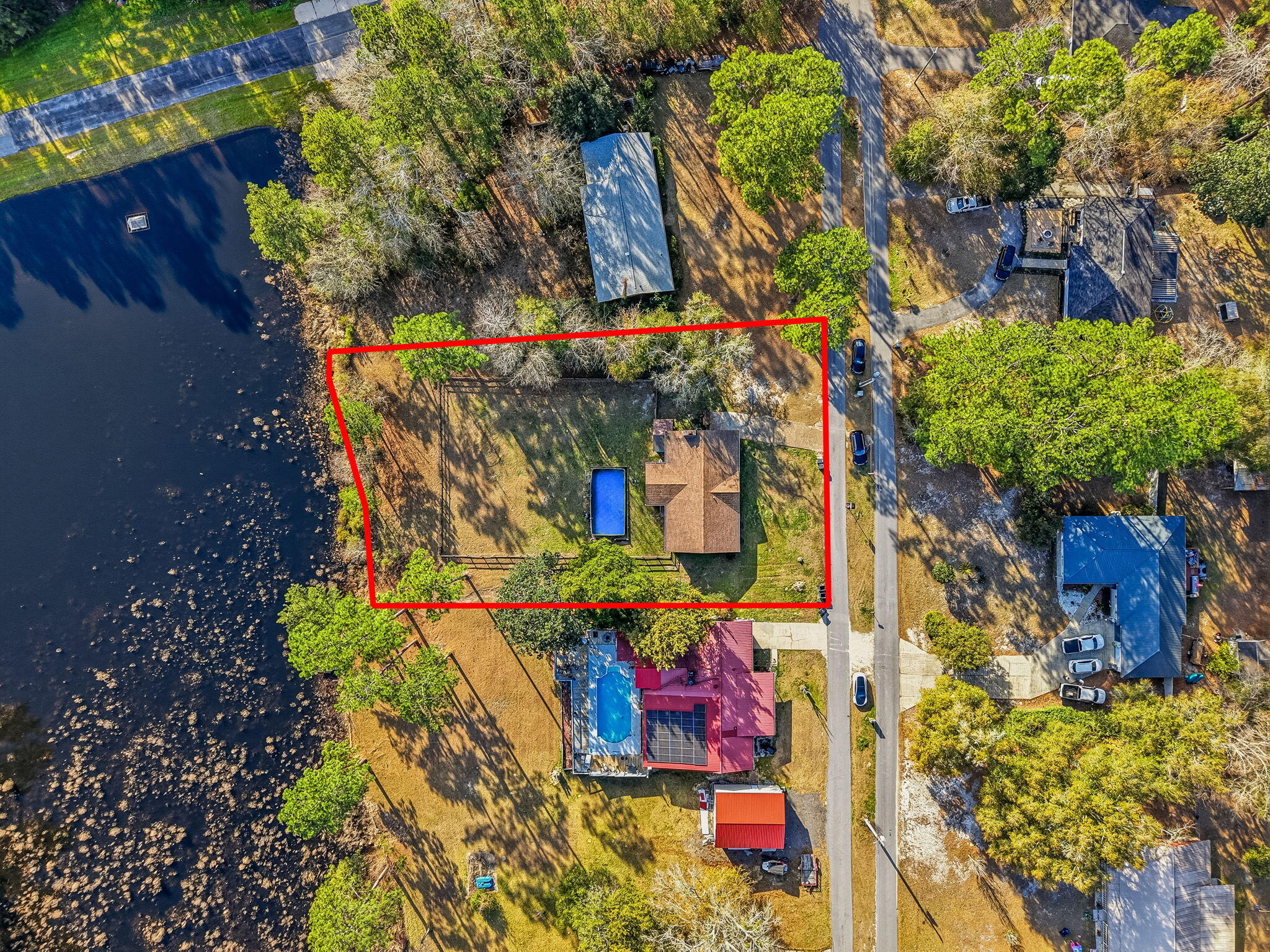 149 Pine Hill Drive, DeFuniak Springs