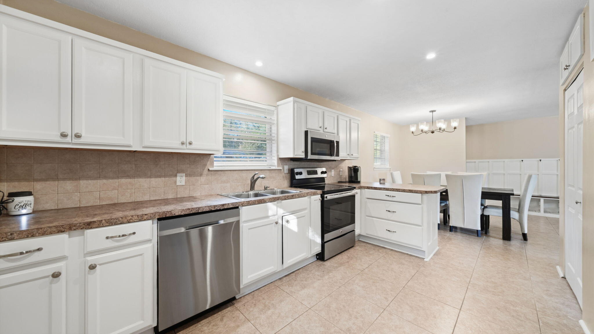 149 Pine Hill Drive, DeFuniak Springs