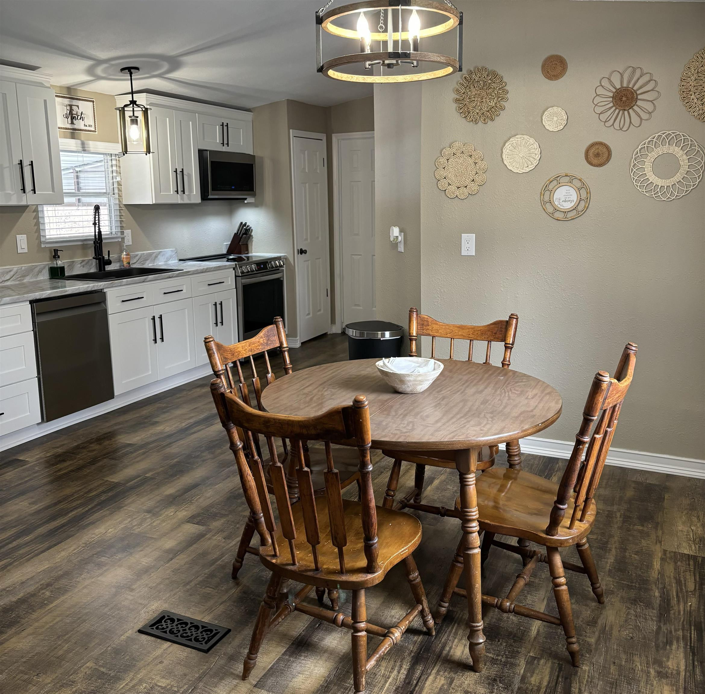 1858 Mccullough Chapel Road