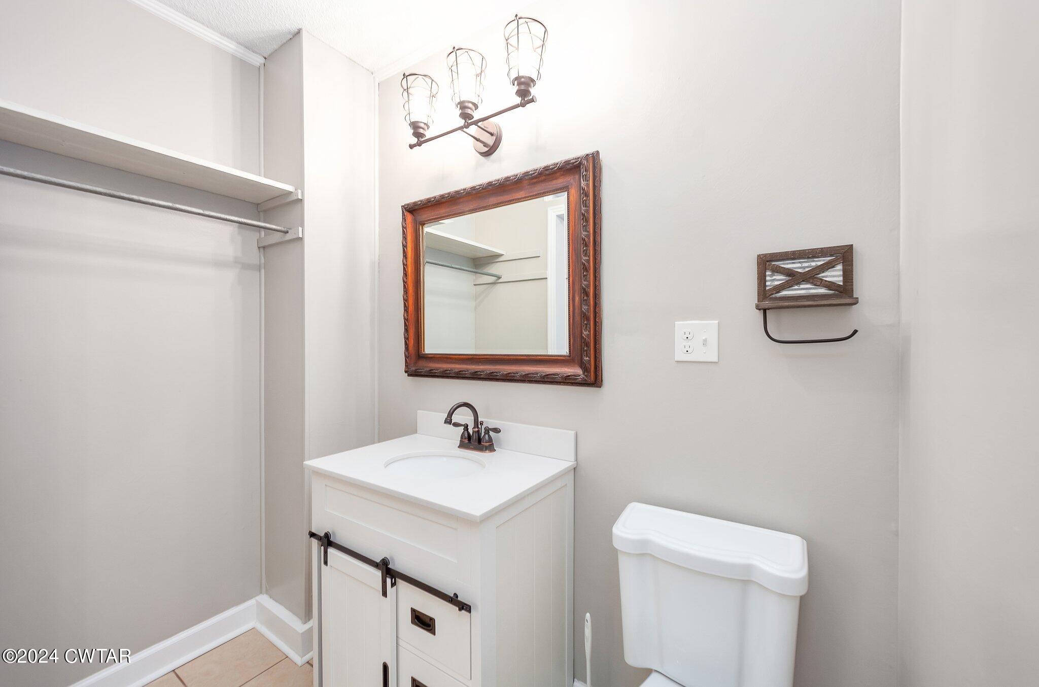 1039 E Church Street