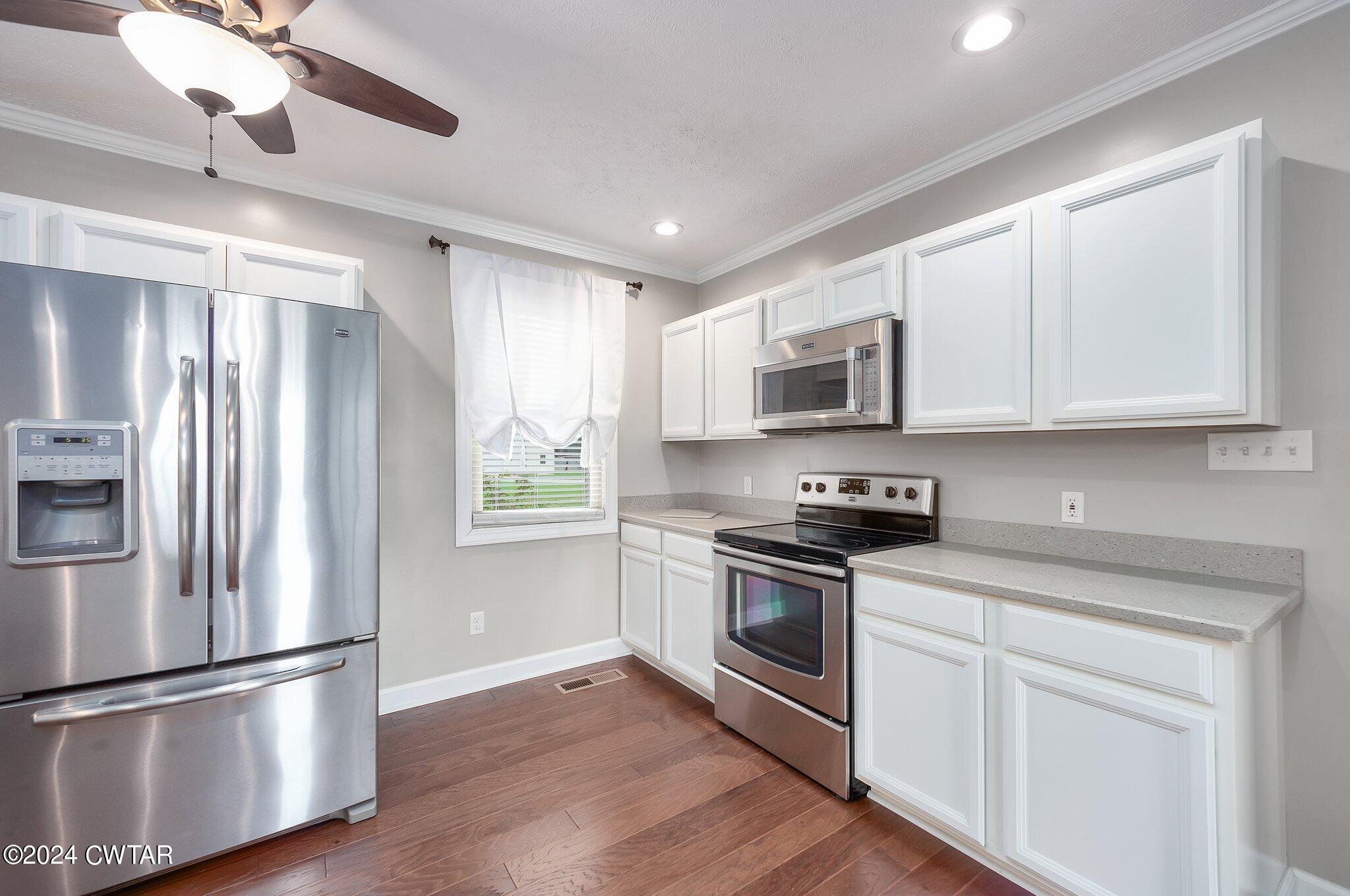 1039 E Church Street