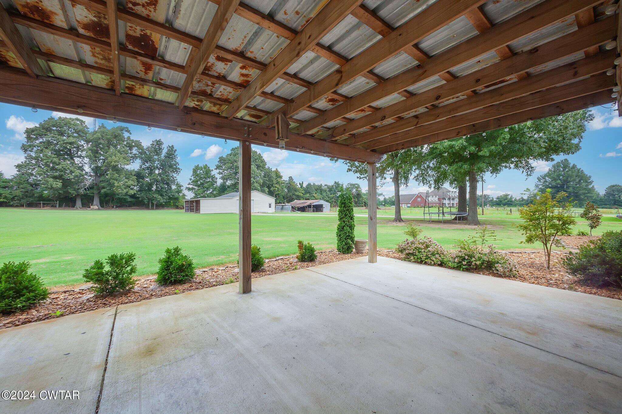 1039 E Church Street