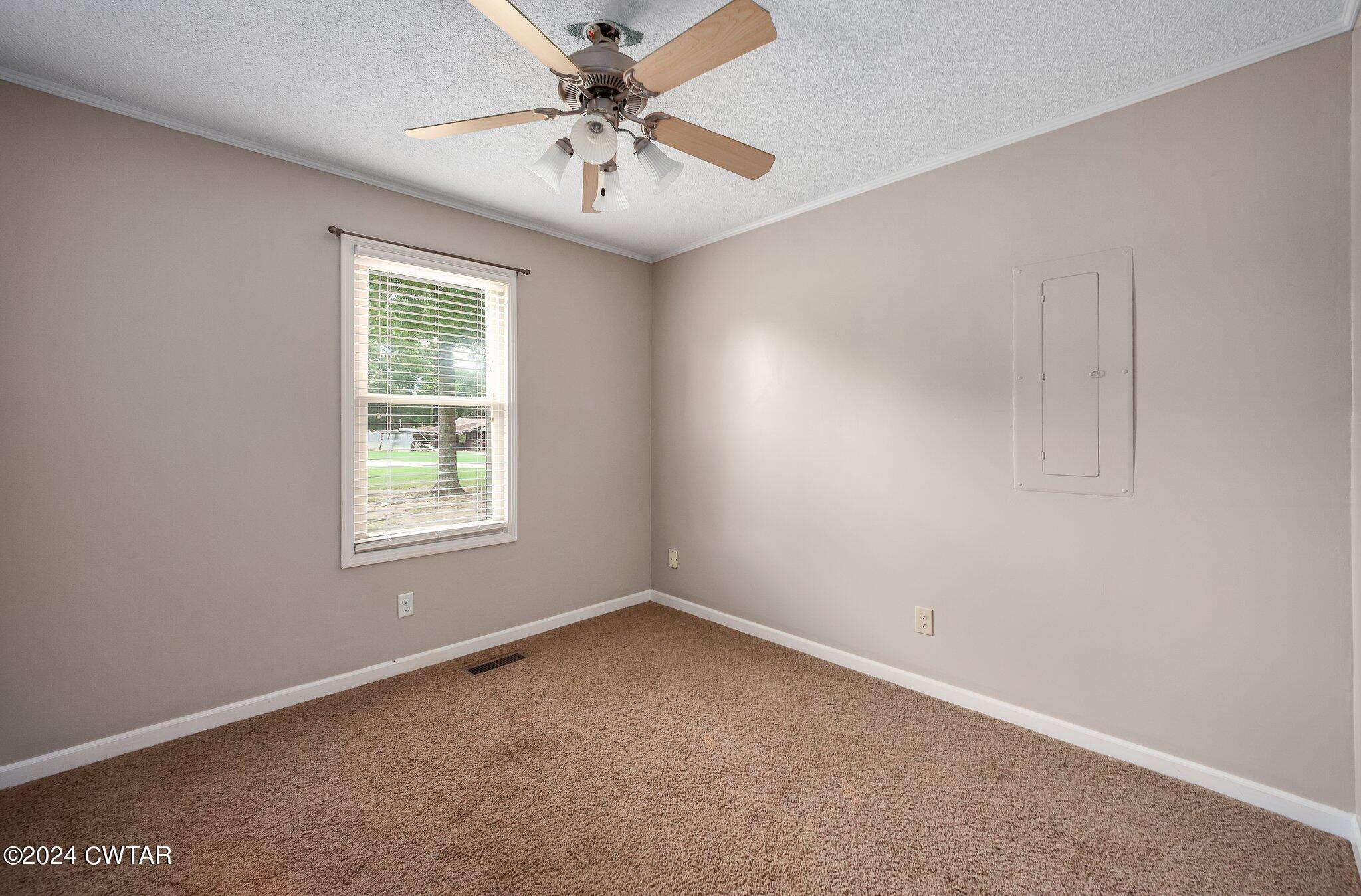 1039 E Church Street