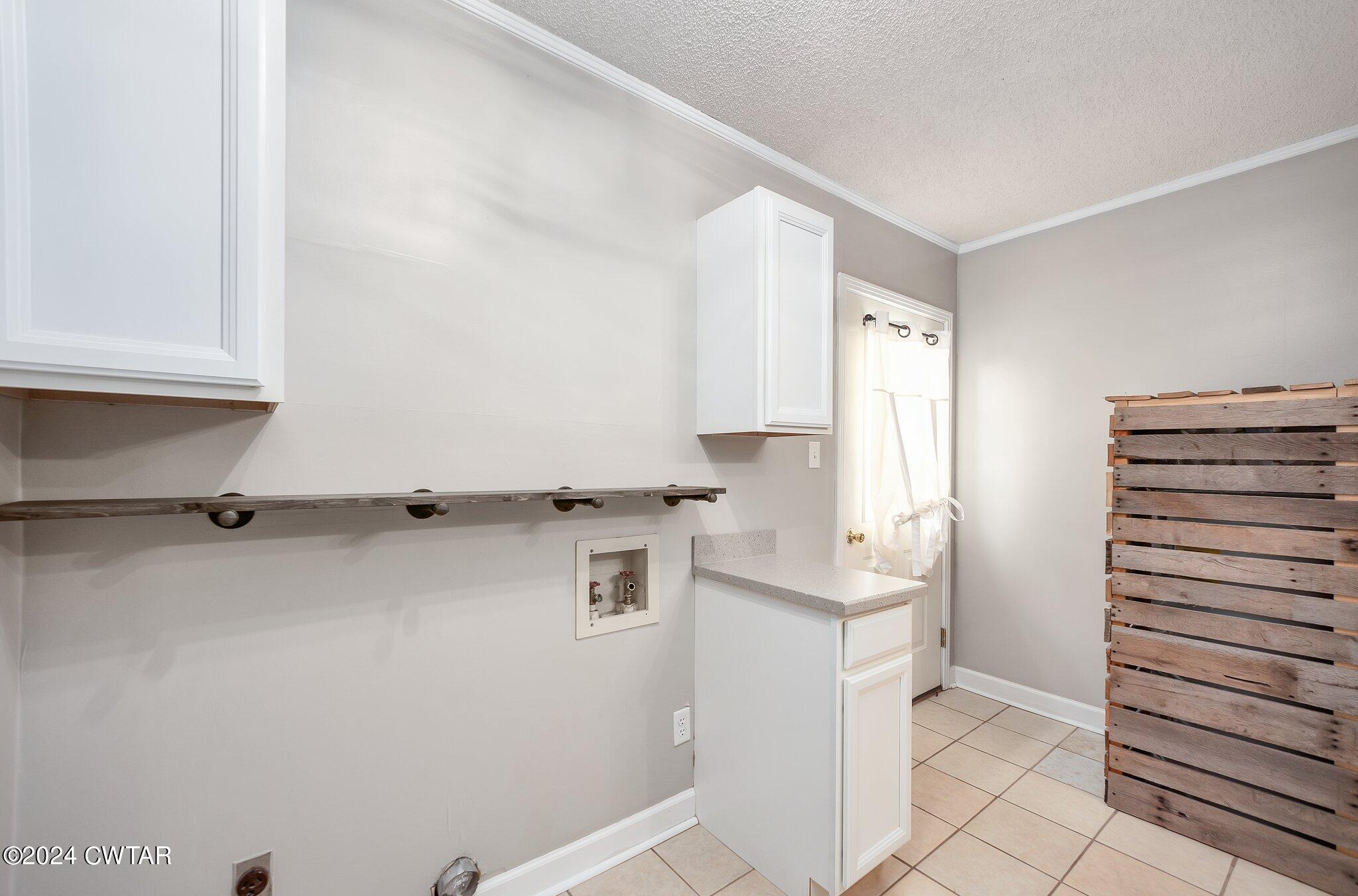 1039 E Church Street